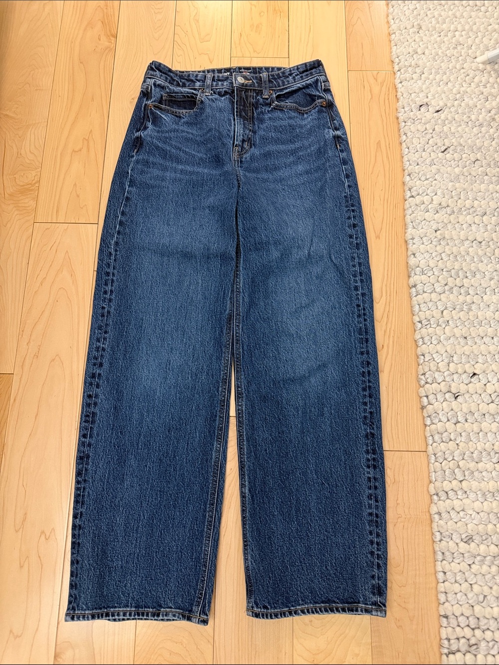 Old Navy Straight-Leg Jeans in Dark Blue Denim